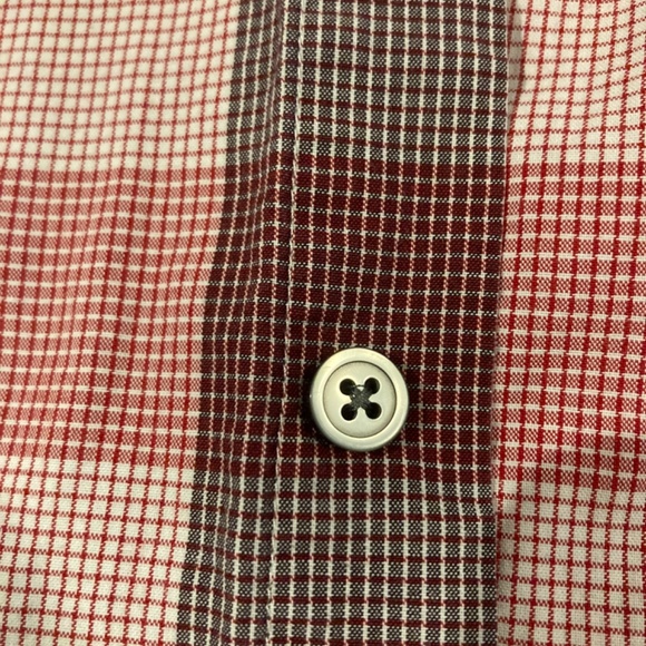 Express Fitted Button Down - Picture 4 of 4
